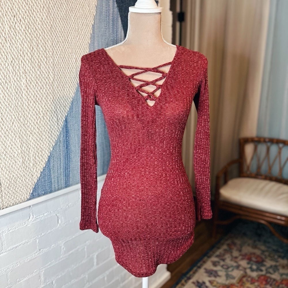 Dreagal Red Heathered Ribbed Zip Back Sweater Tunic